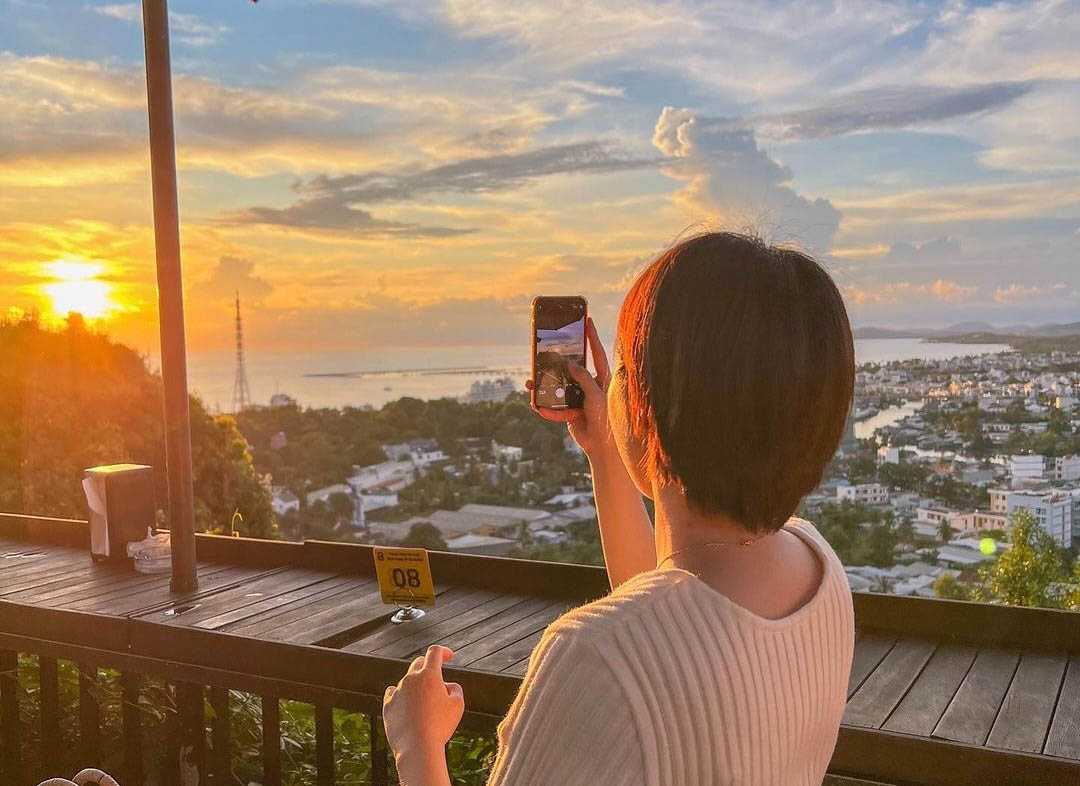 Sunset Dining in Phu Quoc